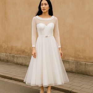 Little white wedding dress short with long sleeve